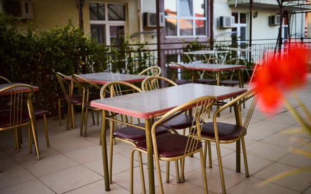 Daryya+ Guest house