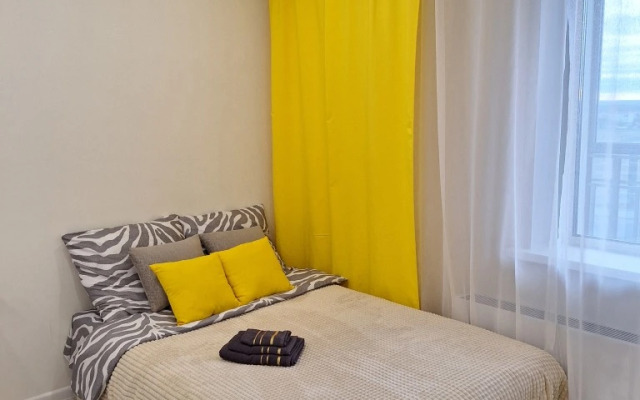 U Aeroporta Tolmachevo 4 Apartments