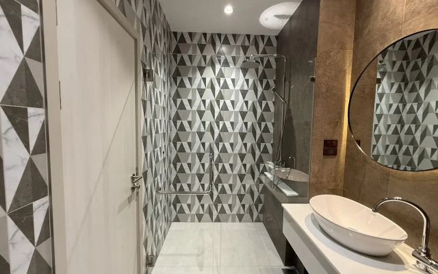 Moon Sweet Home Phuket Apartments