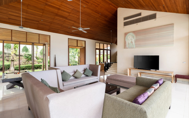 Ban Reemo Luxury Villa
