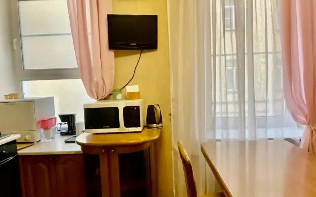 Semeynaya Na Nevskom Prospekte Flat