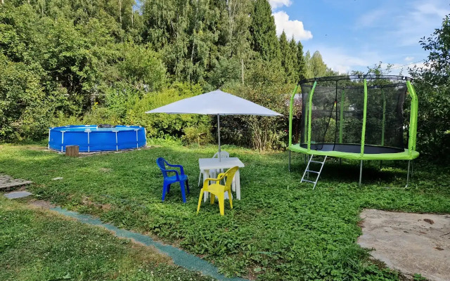 Частный дом во Фрязино с Уличным Бассейном и Батутом