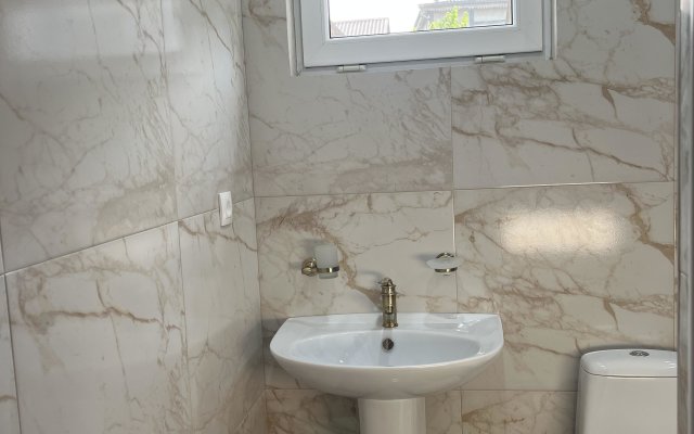 Oasis Apartment Hotel