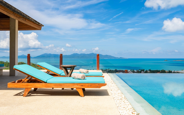 Ban Reemo Luxury Villa