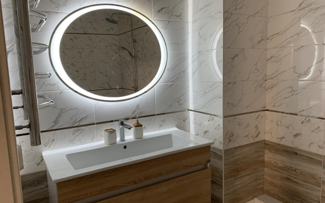 Sovremennaya Yevrotryoshka Akvapark Flat