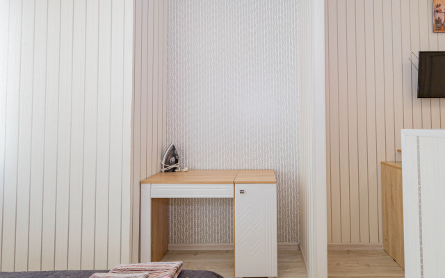 Апартаменты новые и комфортные возле красивого озера