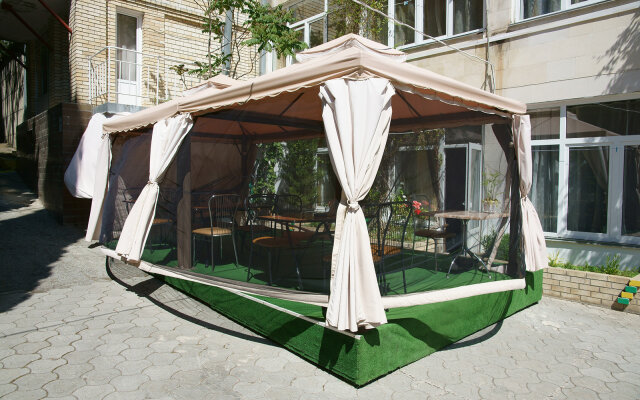 Yuzhnyij Polyus Mini-hotel
