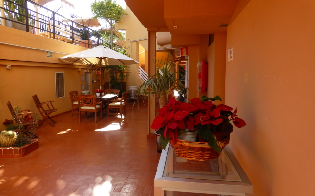 Belmonte Apartments