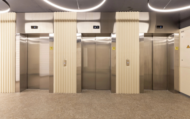 Biznes-Klass Naprotiv Metro Apartments