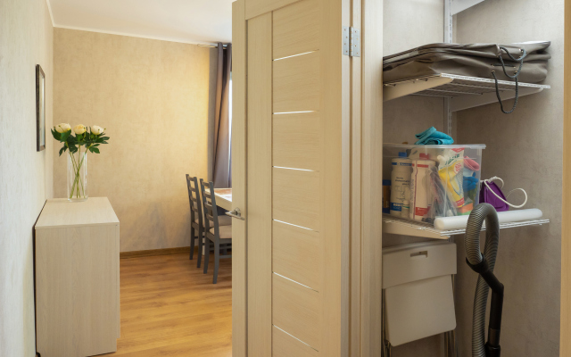 V Tsentre S Vidom Na Ozero Flat