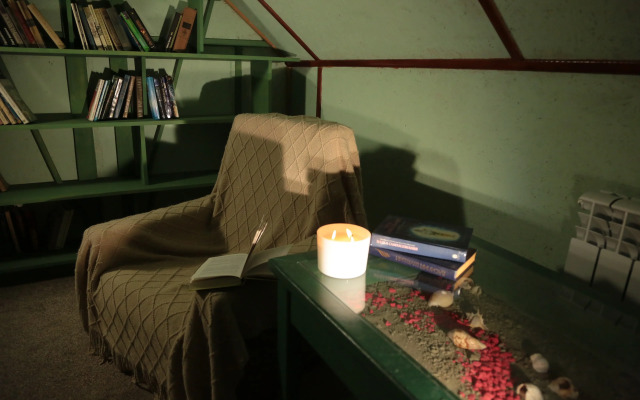 Oreshek Guest House