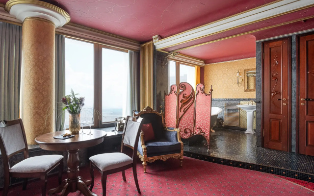 Апартаменты Кварт-Отель, Новый Арбат, 10