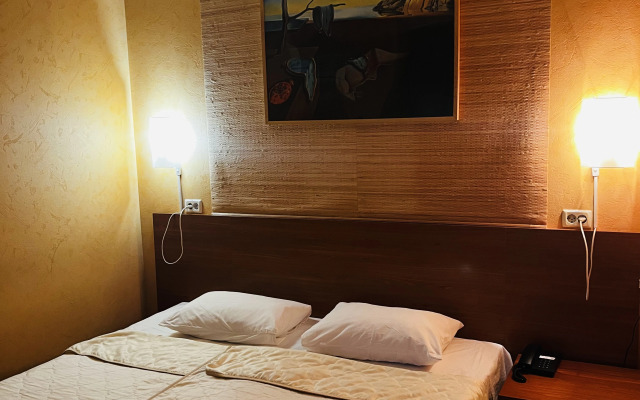 Galery Hotel (Sakura)