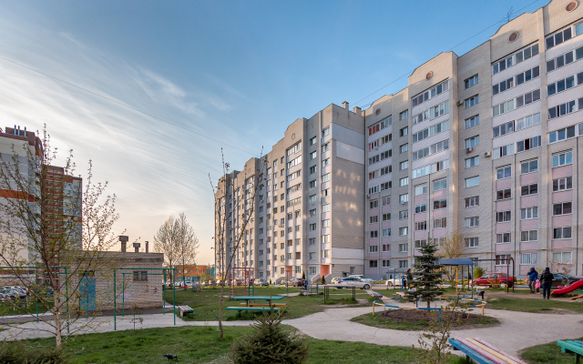 Апартаменты на Романа Брянского 8/1