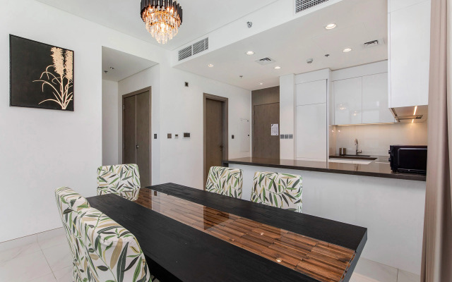 Lagoon View | 1Br | District One Apartments