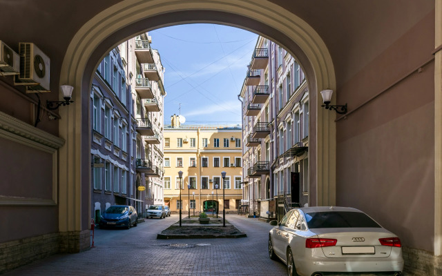 Квартира в Центре Санкт-Петербурга Невский 88