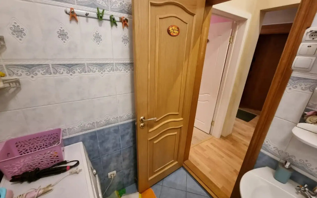 Квартира Двухкомнатная с Высокими Потолками Рядом с Центром Города