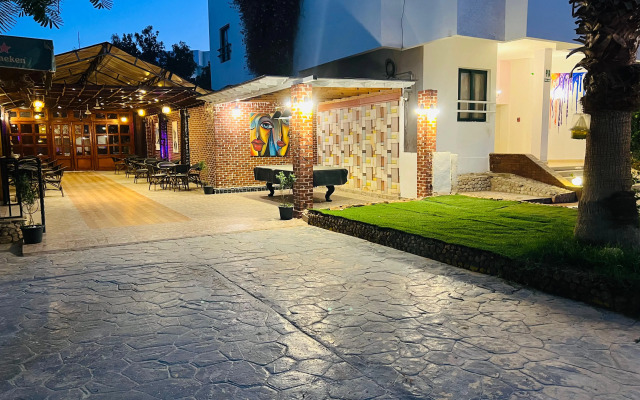 Viking Club Hotel