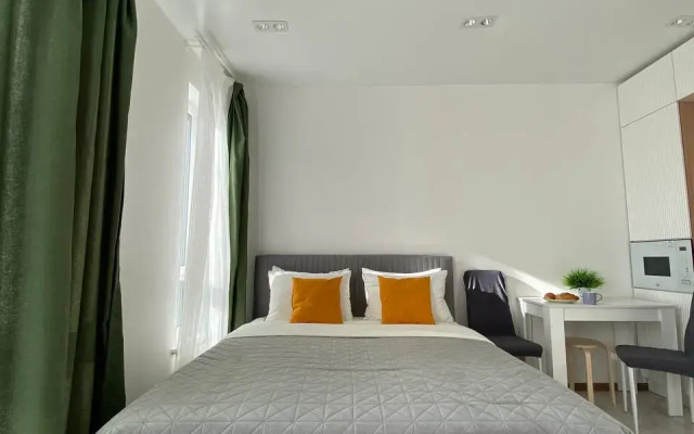 Li Breeze Flat