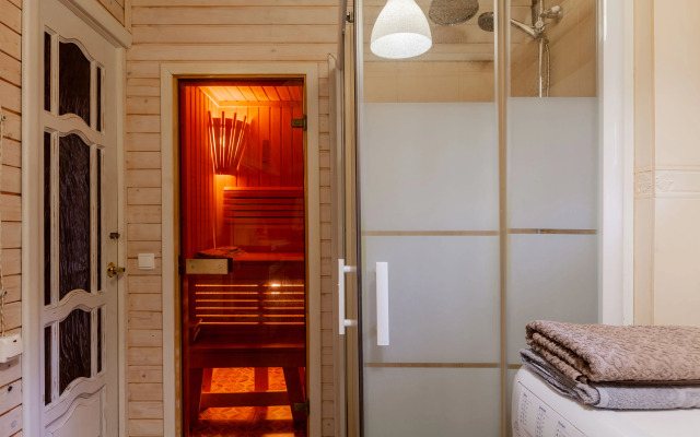U Raify Guest House