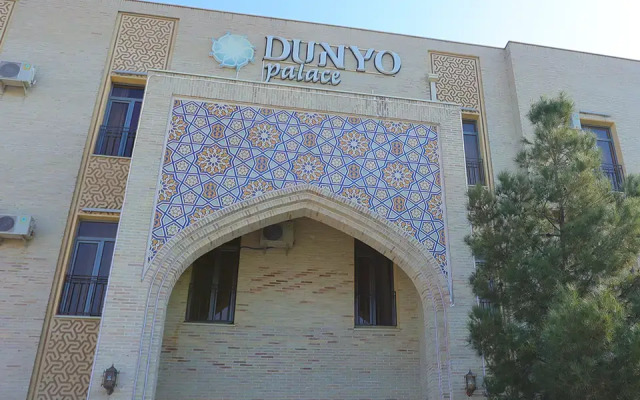 Dunyo Palace Hotel