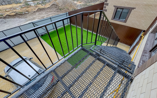 V Prigorode Astrakhani Green Fox Flat