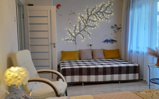 V Tsentre U Ozera Obertayh Flat