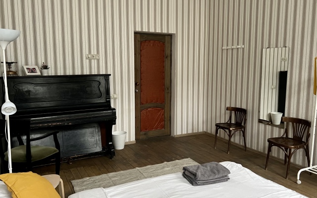 Мебелированные комнаты в доме Булгакова (1)