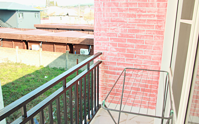 Rozovaya Laguna Guest House