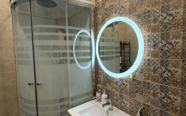 Квартира на Верхней Набережной