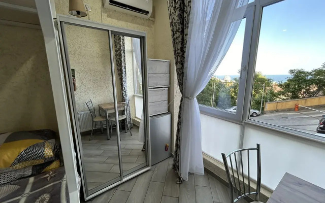 Na Zagorodnoy Ulitse 17v Flat