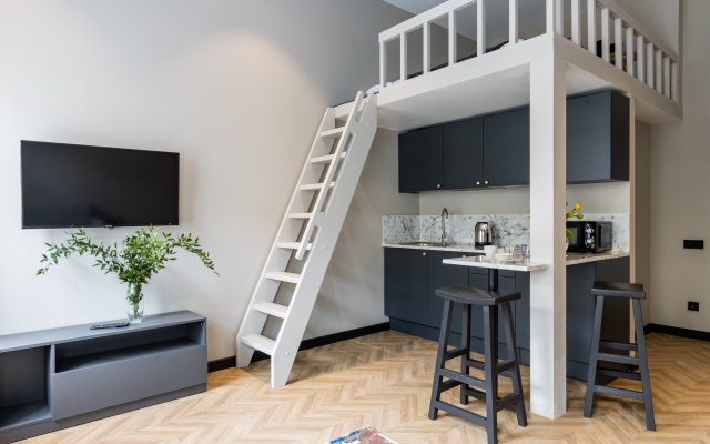 Briscorn Living Quarters