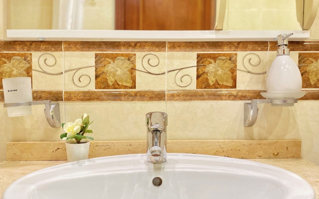 Apart-Comfort Dvuhurovnevye na Volzhskoj Naberezhnoj 49/1 Apartment