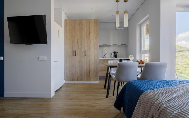 Dizaynerskaya Studiya V Zhk Sen-Trope Apartments