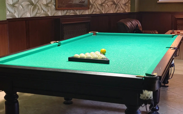 Sem Admiralov Hotel
