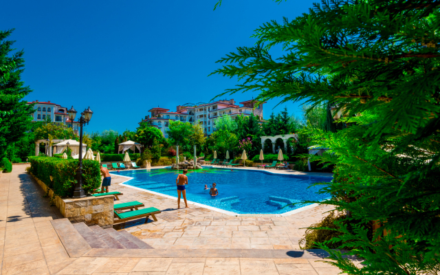 Esteban Apart-Hotel