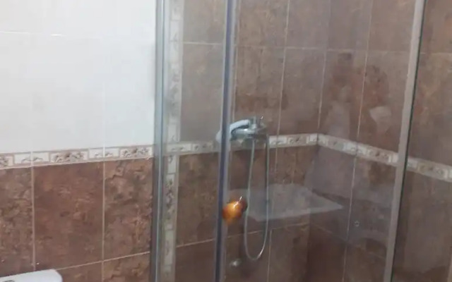 Vozle Morya Flat