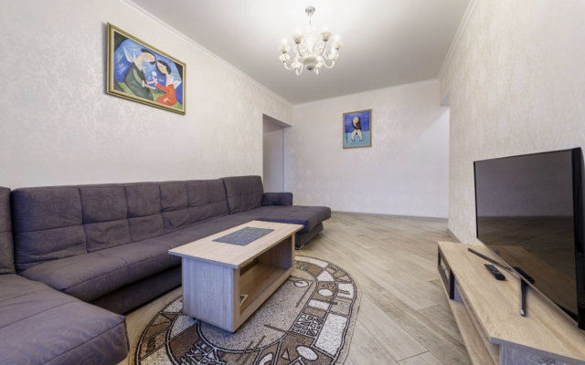 Kutuzoff Na Kievskoy 3 Komnaty Apartments