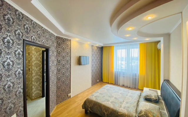 V Novom Elitnom Dome S Sobstvennym Parkovochnym Mestom Flat