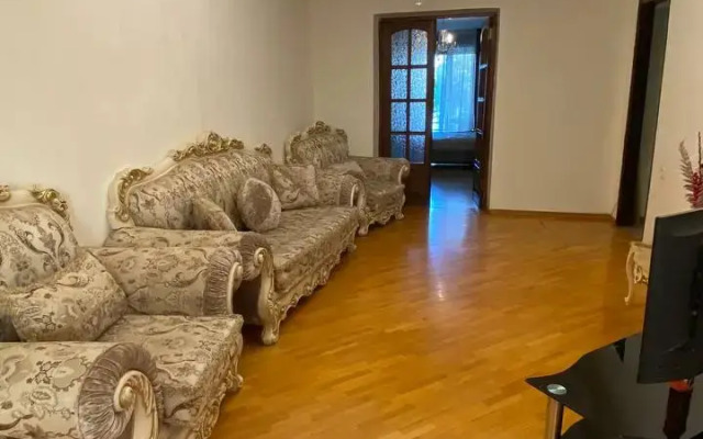 Danil Flat