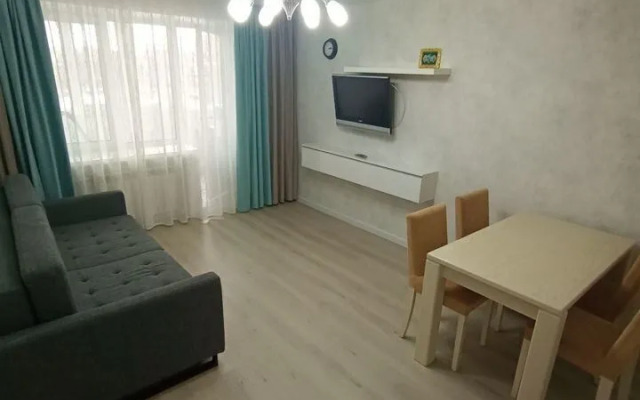 Na Prospekte Ibragimova 32a Flat