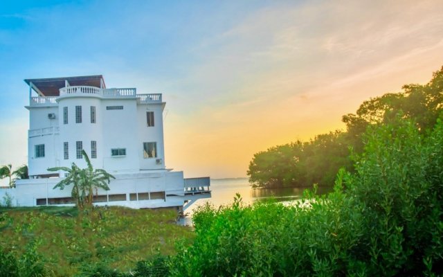 See Belize Sunrise Apartments