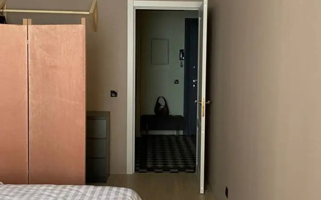 Uyutnaya kvartira v tsentre Flat