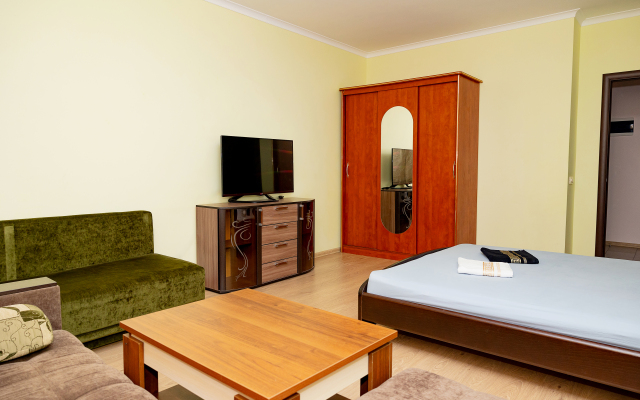 Апартаменты Домино возле КТЦ Югра-Классик