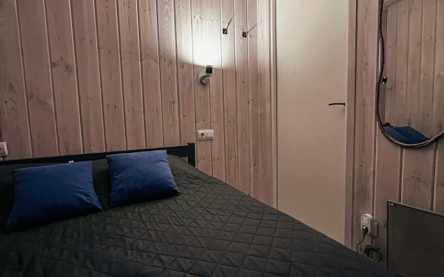 Частный дом  Belov House  с панорамным остеклением у леса