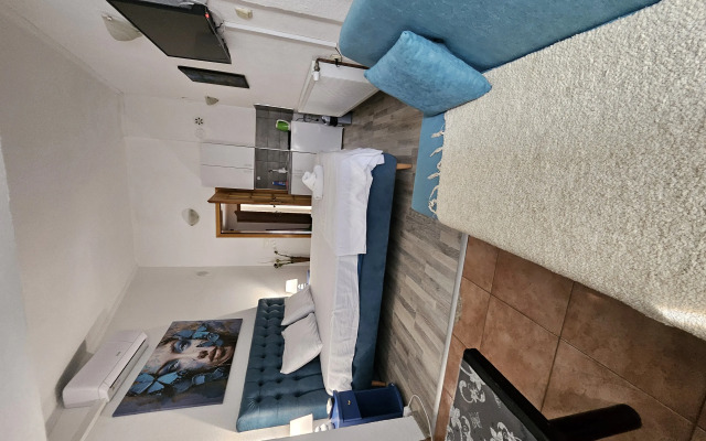 Lake Side City Center Apartments