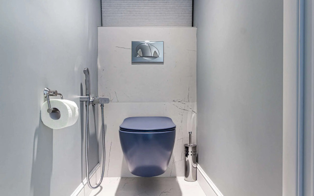 Квартира на набережной с видом на реку