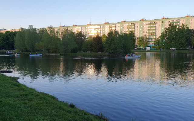 V novom ZHK ryadom s Veresayeva Uyutnyy Dom Flat