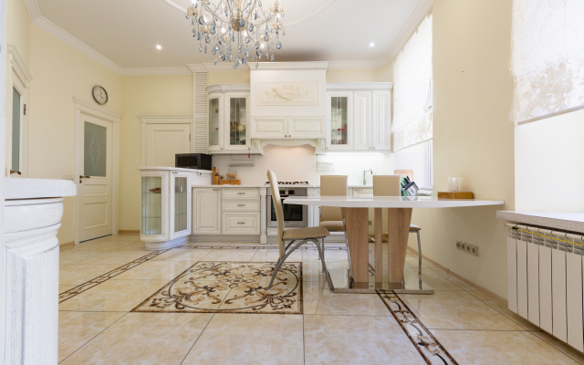 Samotsvet Na Naberezhnoy Kanala Griboyedova 49 Apartments