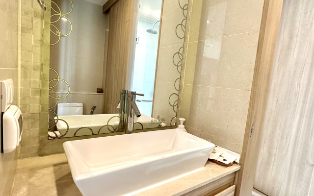 Riviera Wongamat Beach Apartments